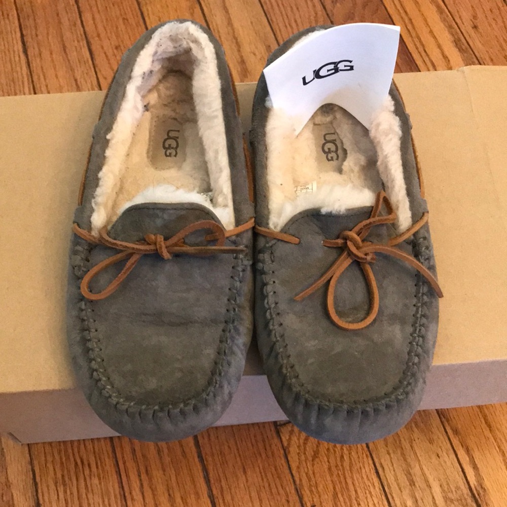 UGG
